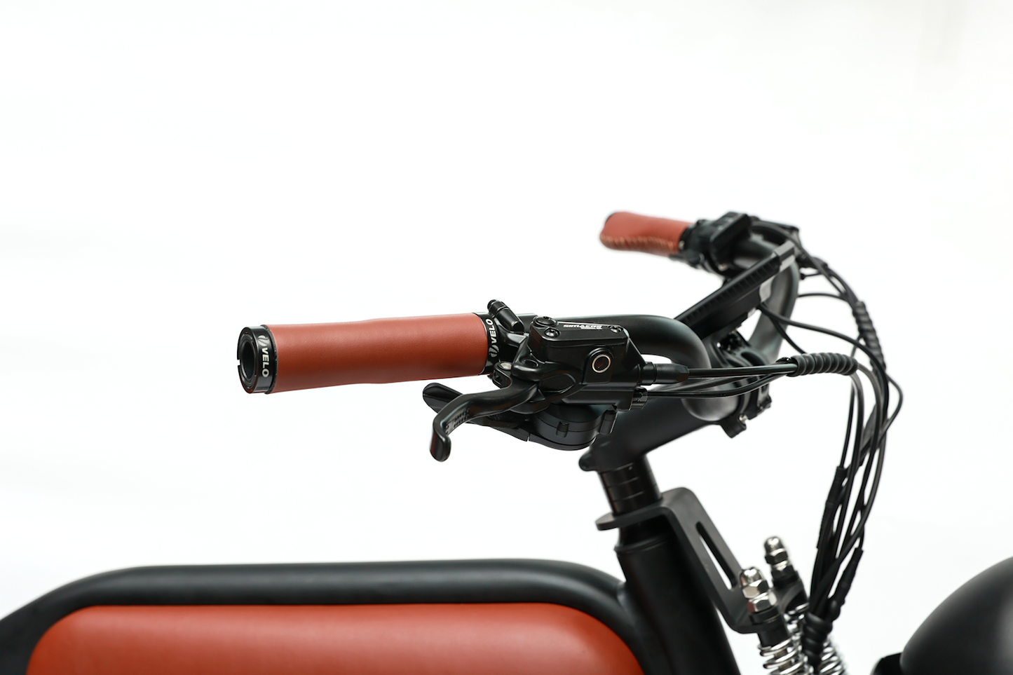 OTANGO Steering System – Precision control for a smooth riding experience.