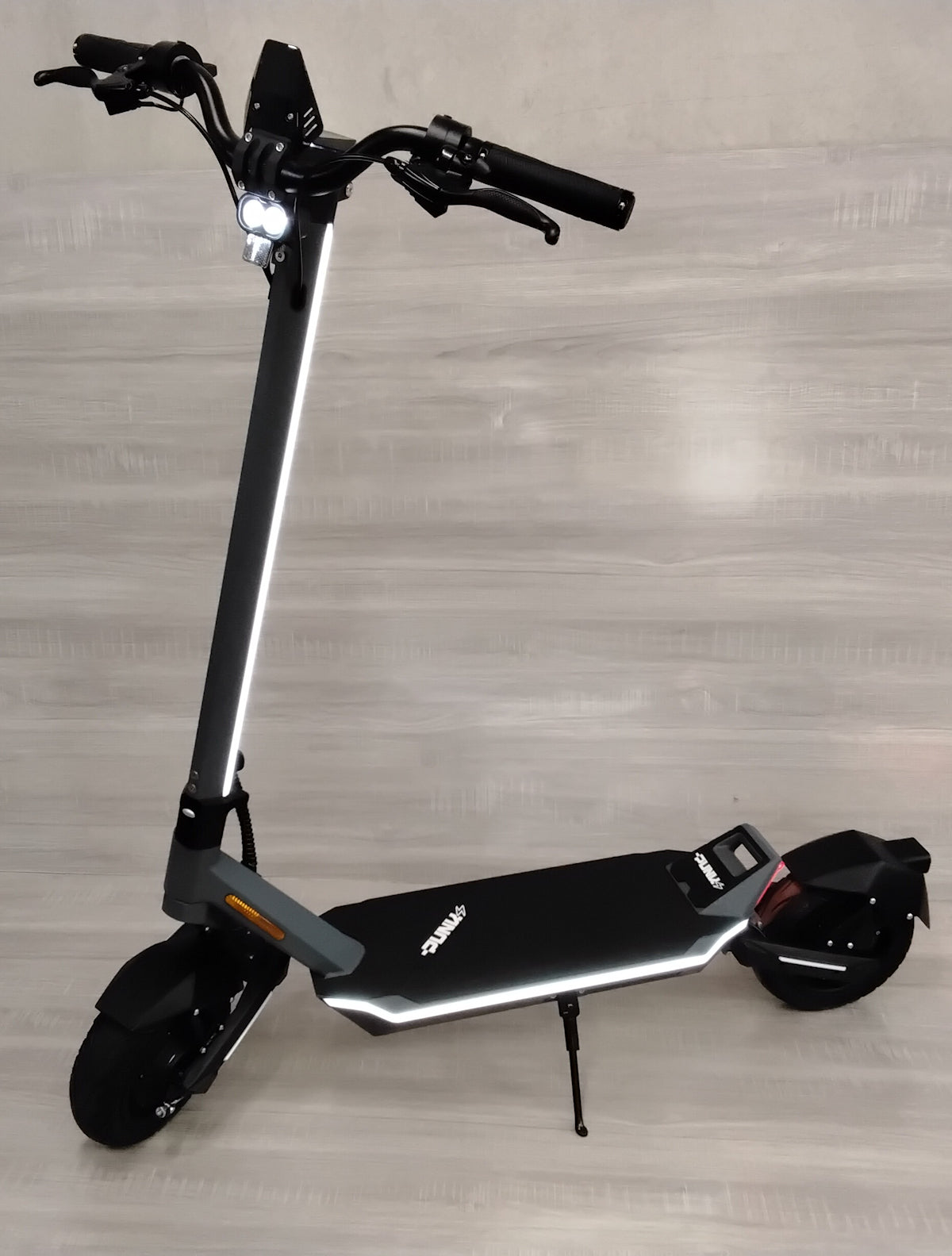 10*2.7 2080W e-scooter APP PUNK Rider Pro