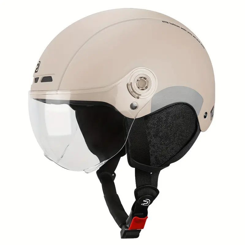 AMA helmet in khaki with clear visor for optimal protection.