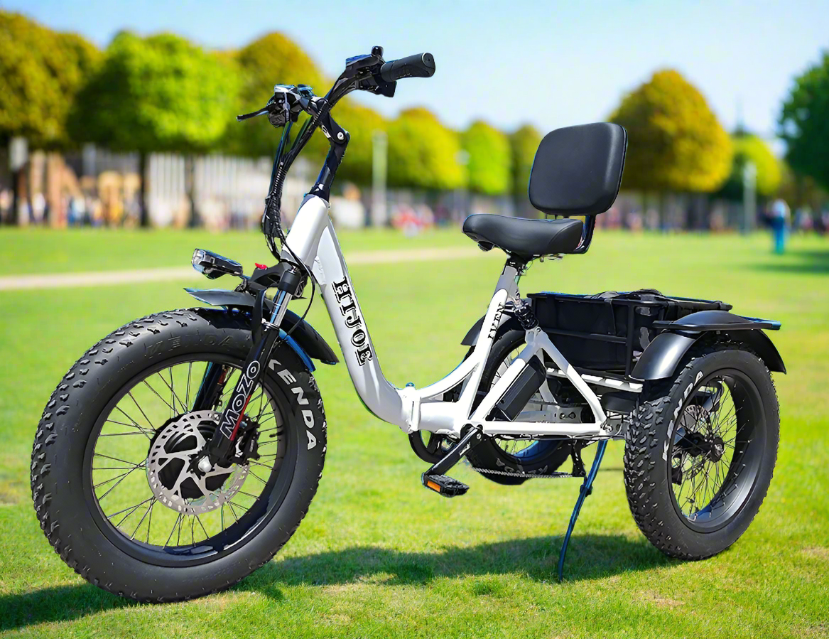 Iven 04 Electric Bike – Sleek and modern personal transport solution.