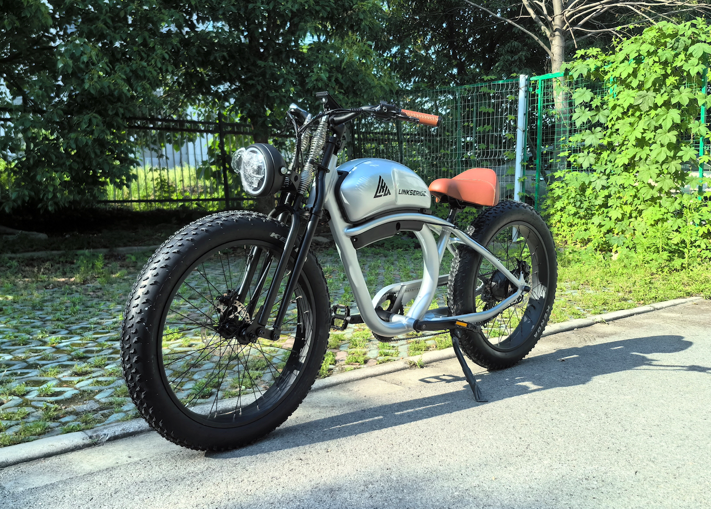 26*4.0 Retro E-BIKE LINKSERIDE JAMBO